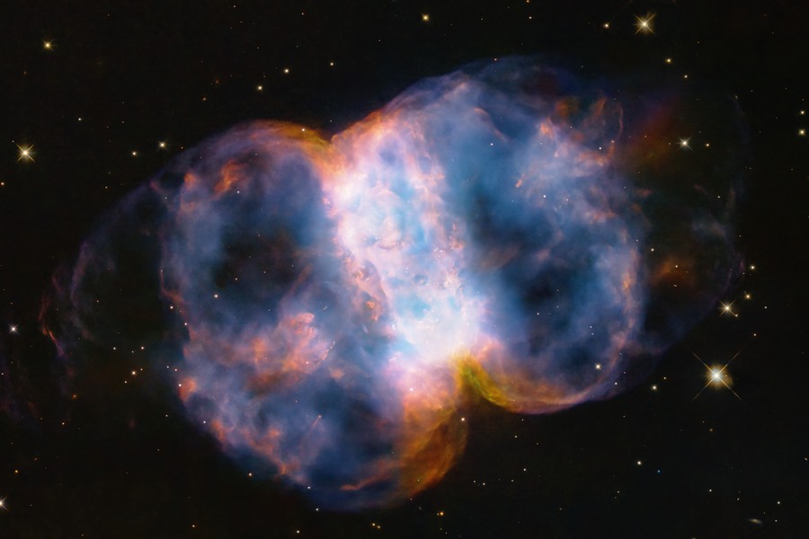 Messier 27 (M27)